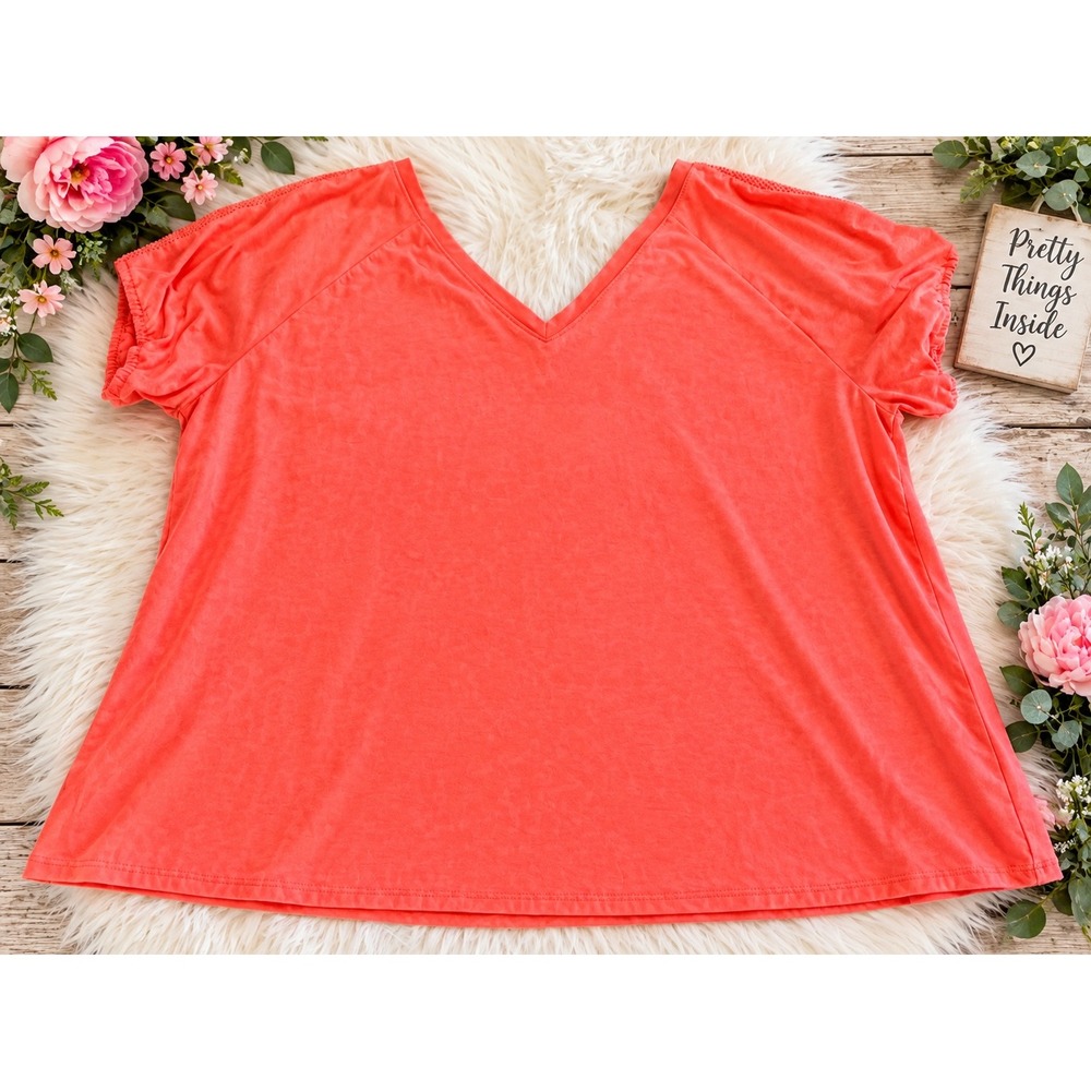 Coral V-Neck Short Sleeve Top with Mesh Shoulder Detail RN37080